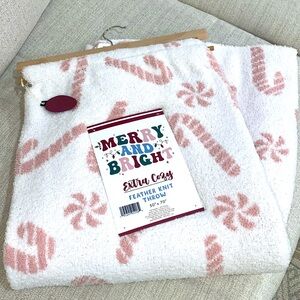 Merry and Bright Extra Cozy Feather Knit Throw Blanket Pink White Candy Canes